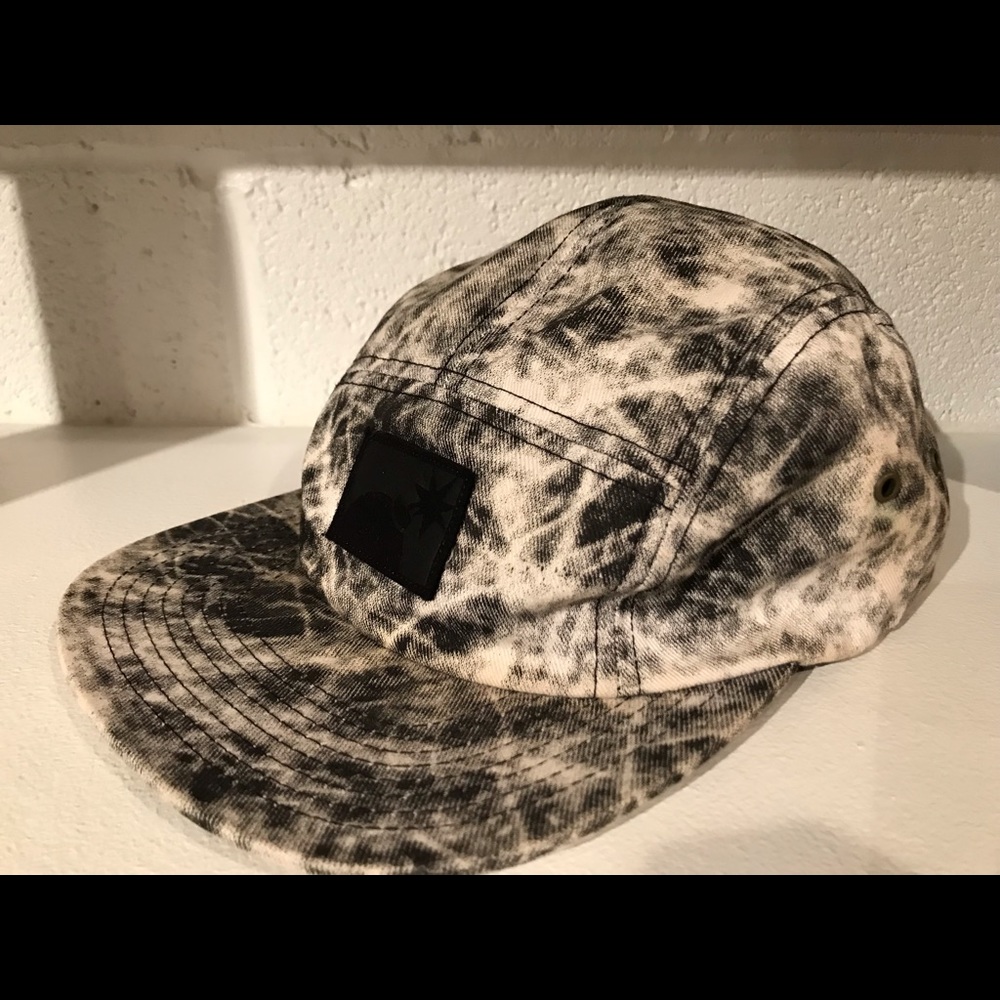 The Hundreds B&W tie dye StrapBack